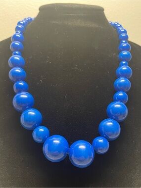 Bold Royal Blue Beaded Necklace